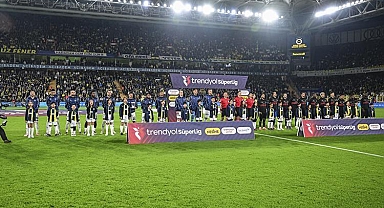 Fenerbahçeli taraftarlardan yönetime ve ezeli rakip Galatasaray’a tepki