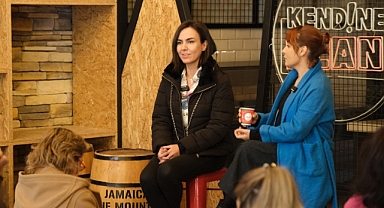 Kadınlar İzmir’de Sanat ve Kültürde Güçlerini Buluşturdu