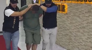 İzmir Narlıdere’de yaşlı çift evlerinde ölü bulundu: Cinayet şüphesi kadının oğluna yöneldi