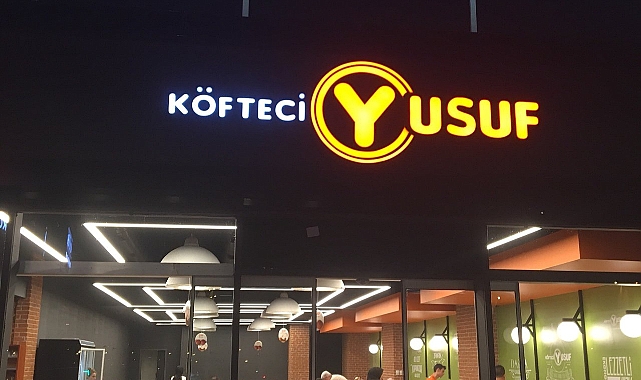 Bursaspor’dan Köfteci Yusuf ile 2 Yıllık Sponsorluk Anlaşması: Karaman İstasyonu’nun Adı Değişti