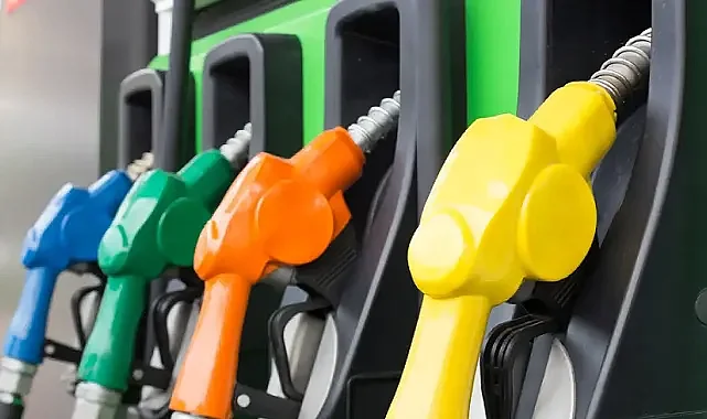 Motorinde Büyük İndirim Beklentisi: Fiyatlar Salı Günü Değişiyor